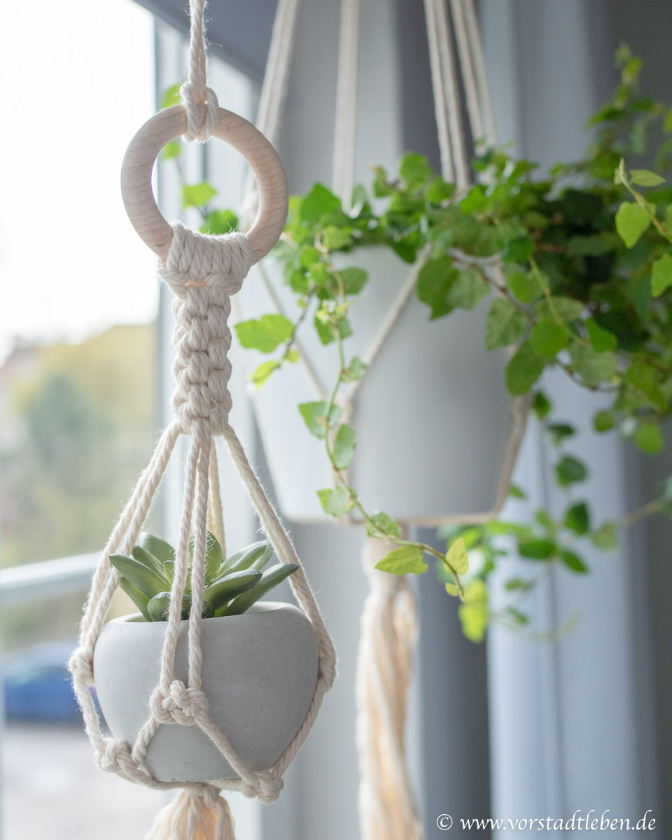 Fensterdeko Mit Makramee Anleitung Fur Blumenampel Und Deko Blatt