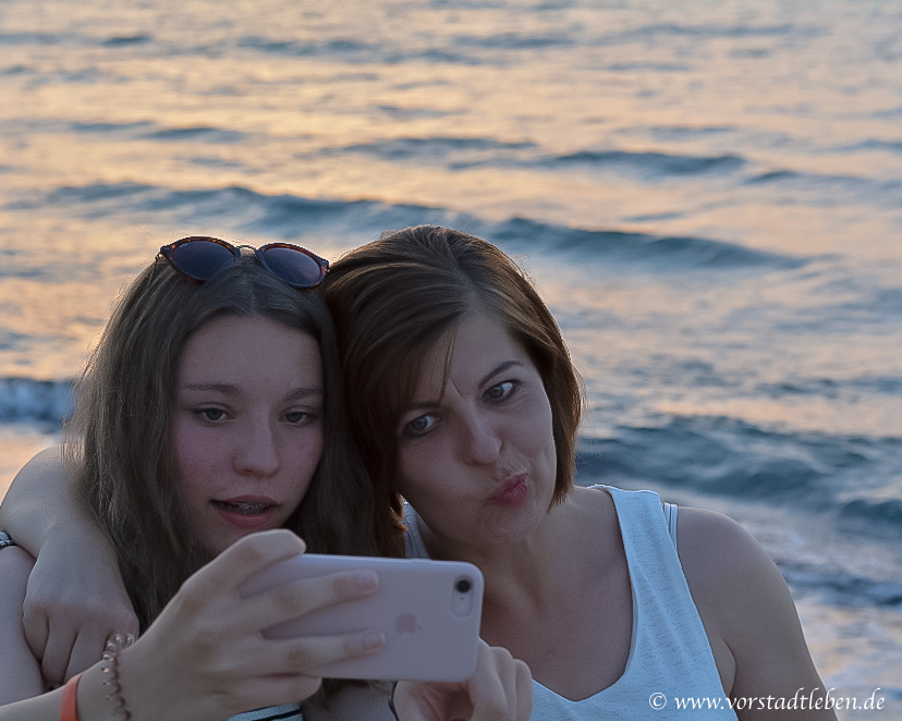 Mutter Tochter Teenager Selfie