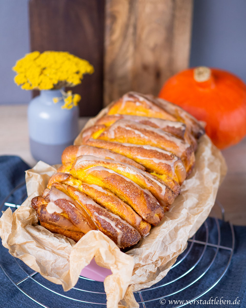 Kuerbis Zupfbrot Faltenbrot mit Zimt