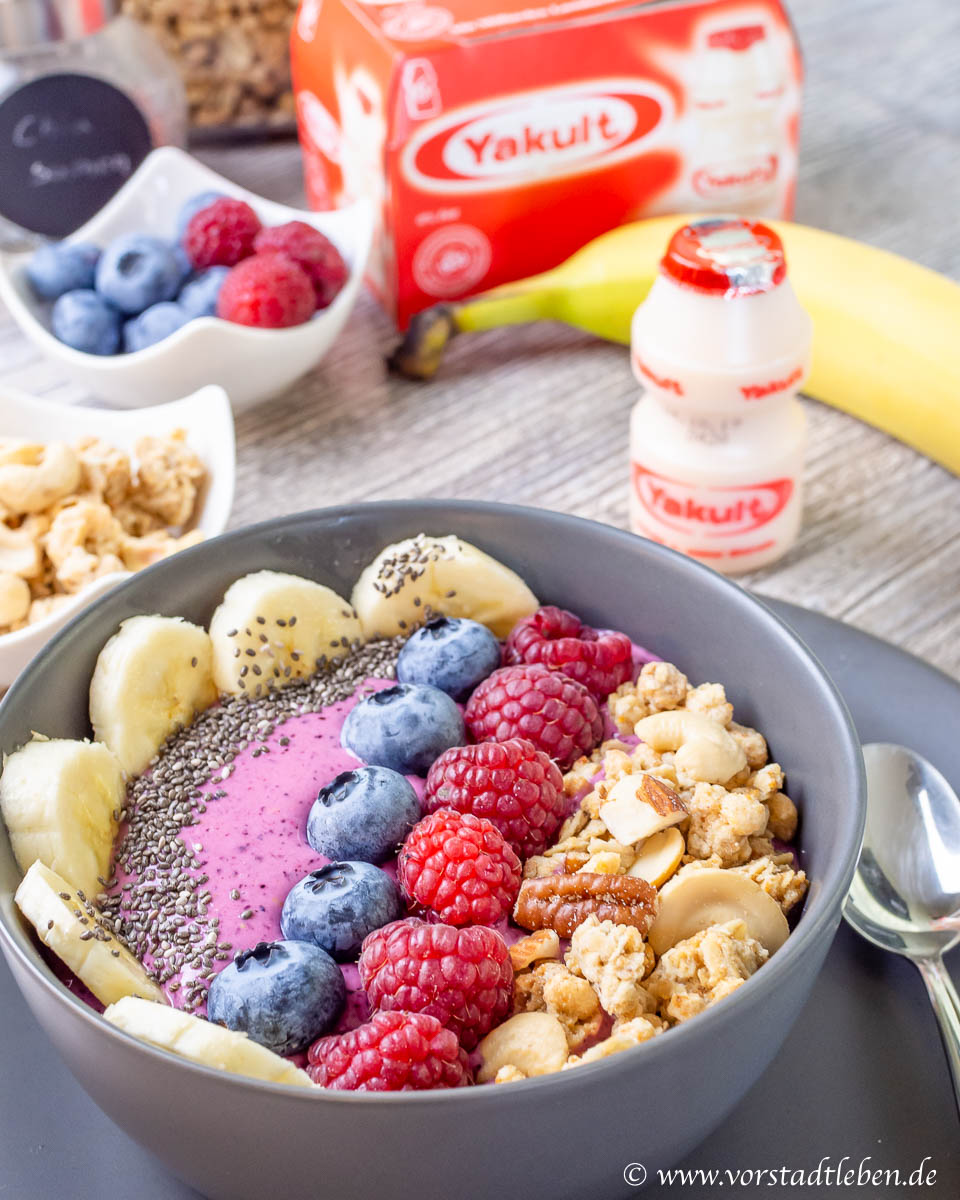 Wochenendroutine Smoothie Bowl und Yakult